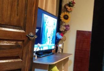 Queen allows 18 year olds to book a room