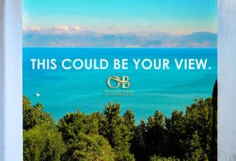 Villa Ocean Breeze allows 18 year olds to book a room