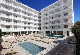 Hotel Ilusion Calma & Spa has Balcony rooms