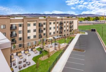 WaterWalk Extended Stay by Wyndham Boise Meridian has Balcony rooms