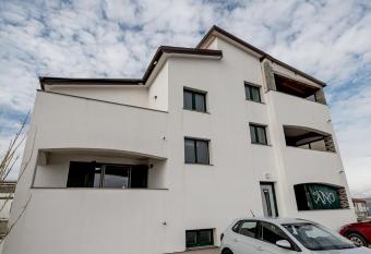 Four points has Balcony rooms