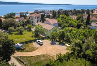 Meer has Balcony rooms