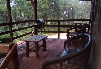 Caba  a Romantica Odette en Zona Boscosa con WiFi allows 18 year olds to book a room