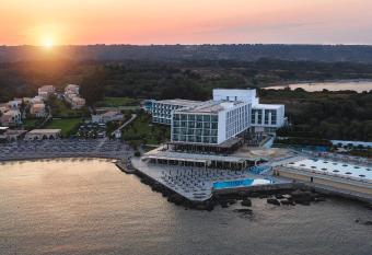 Eden Roc Resort - All Inclusive has Balcony rooms