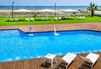 Hotel Playafels has Balcony rooms