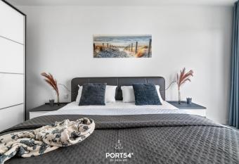 Schleitraum allows 18 year olds to book a room