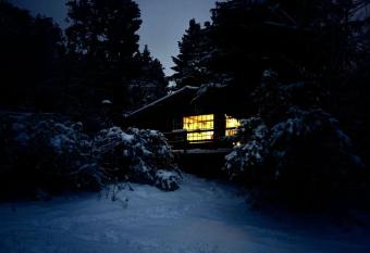 Casita del lago has rooms with a private hot tub