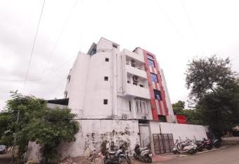 The new view home & kitchen has Smoking rooms