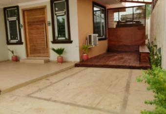 Kenoks Homes has Balcony rooms