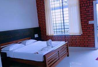 SERENITY GREENS has Balcony rooms