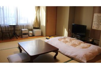 Nagasaka Kanko Hotel - Vacation STAY 82366v allows 18 year olds to book a room