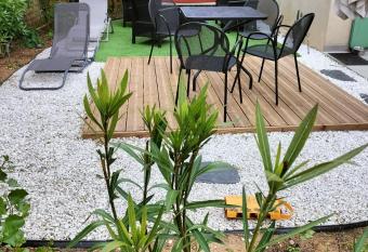 Maison camargaise has Balcony rooms