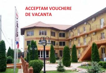 Hotel CRIS has Balcony rooms