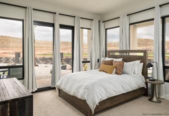 Torrey Pines 3 bedroom at Copper Rock Golf Course has Balcony rooms