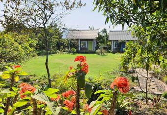 Fefe garden has Balcony rooms