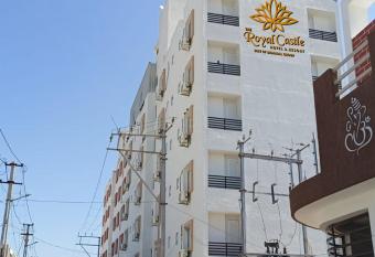 The Royal Castle Plaza has Balcony rooms