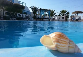 Villa Livadaros has Balcony rooms