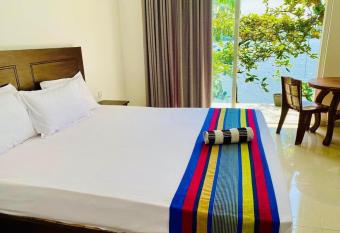 New Heaven has Balcony rooms