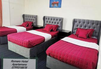 Romero Hotel Apartmens has Balcony rooms