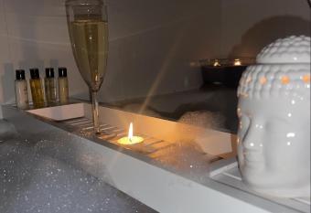 Hoylake Apartment allows 18 year olds to book a room