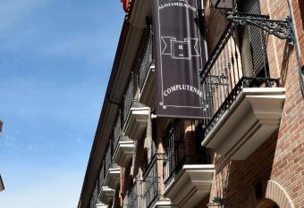 Hotel Complutense allows 18 year olds to book a room