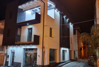 AVA VACATION HOME has Balcony rooms