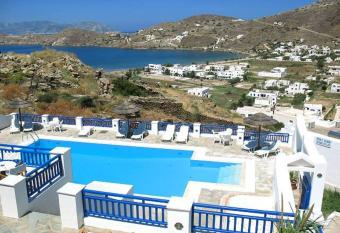 Rita s Rooms has Balcony rooms