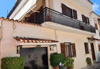                ,delphi has Balcony rooms