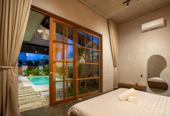 Me Villa Hoi An has Balcony rooms