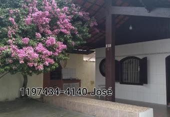 Casa beira mar 80 metros has Smoking/Balcony rooms