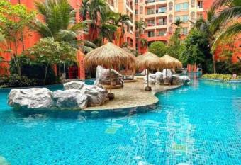 Seven sea resort & spa by BG allows 18 year olds to book a room