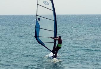 Villetta Maristella 2 a due passi dal mare allows 18 year olds to book a room