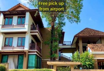 The Phuket Pool Villa has rooms with a private hot tub