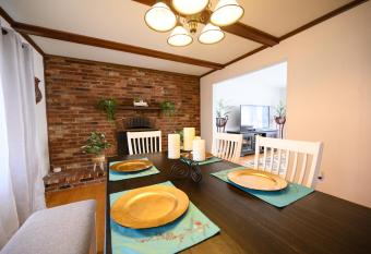 Family Home in Mt Vernon allows 18 year olds to book a room