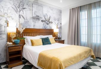 Hotel Boutique Las Almenas allows 18 year olds to book a room