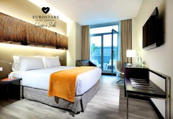 Exe Puerto de Sagunto has Balcony rooms