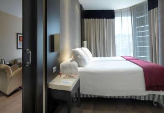 NH Tenerife allows 18 year olds to book a room