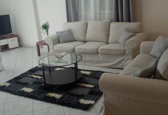 Fully Furnished Cozy Stay has Balcony rooms