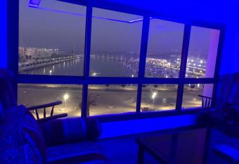 Marina bay 0610210932 allows 18 year olds to book a room