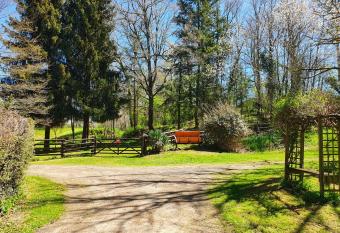Luxury Safari Tents at Moulin Du Pommier Glamping & Camping has Balcony rooms