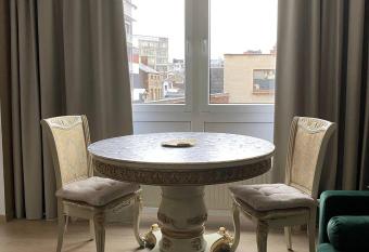 Studio Montaigne allows 18 year olds to book a room