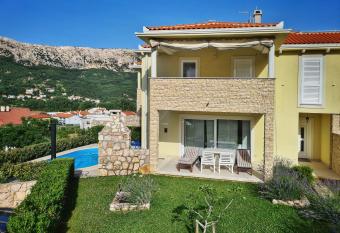 Ferienhaus mit Meerblick & Pool in Ba  ka - Villa-Planina has Balcony rooms