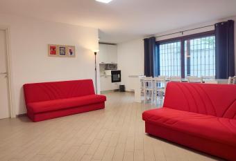 Villa Infernetto Oasi Park, Beach & Relax fino a 15 posti letto has Balcony rooms