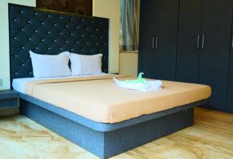 Shivam Villa B1F has Smoking/Balcony rooms