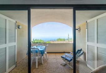 Terrazzo - T2 avec Terrasse, Piscine R  sidentielle has Balcony rooms