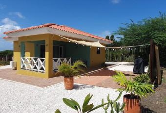 Local Willibrord Lodge allows 18 year olds to book a room