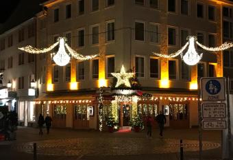 City Appartement 1 Hannover Altstadt allows 18 year olds to book a room