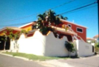 brianbeach vacancy has Balcony rooms