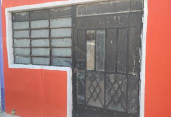 Hostal Maruvillas has Smoking rooms