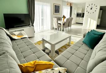 Lux Apartments Minja has Balcony rooms